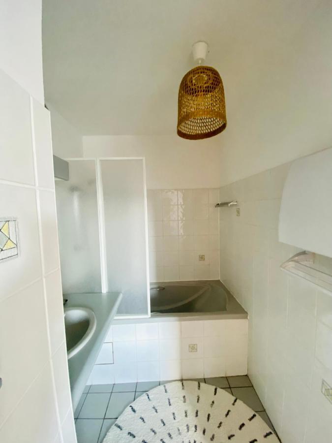 Appartement Saint Claude - Centre Port Ла-Рошель Экстерьер фото